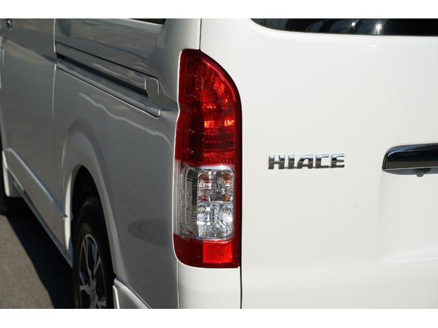 ハイエースバン スーパーＧＬ　ダークプライムＩＩ　ワンオーナー／４ＷＤ／２．８００ｃｃ／６速ＡＴ／ディーゼルターボ／記録簿有／両側電動スライドドア／ＴＳＳ装着車／ＬＤＡ装着車／純正ＬＥＤヘッドライト／Ｗエアーバック／ナビ／ブルートゥース／Ｂカメラ／（53枚目）