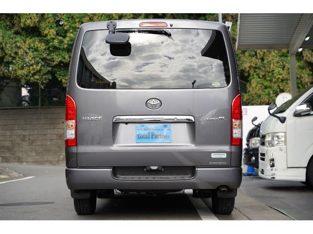 ハイエースバン ロングスーパーGL 4WD/3.000cc/ディーゼルターボ/前登録横浜/純正LEDヘッドライトユニット/2024年製バンタイヤ/サイドスライドガラス/純正盗難防止装置付/ナビ/ブルートゥース/地デジ/Bカメラ/ETC/(3枚目)