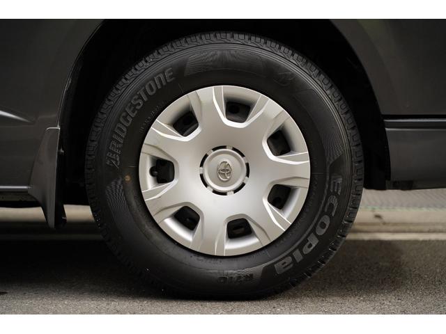 ハイエースバン ロングスーパーGL 4WD/3.000cc/ディーゼルターボ/前登録横浜/純正LEDヘッドライトユニット/2024年製バンタイヤ/サイドスライドガラス/純正盗難防止装置付/ナビ/ブルートゥース/地デジ/Bカメラ/ETC/(19枚目)