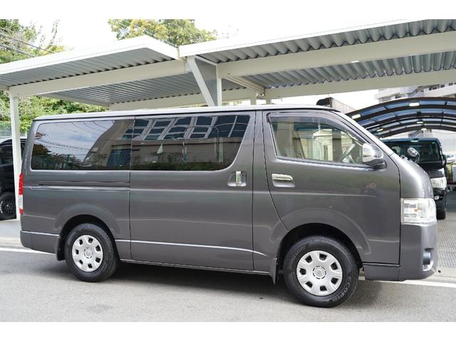 ハイエースバン ロングスーパーGL 4WD/3.000cc/ディーゼルターボ/前登録横浜/純正LEDヘッドライトユニット/2024年製バンタイヤ/サイドスライドガラス/純正盗難防止装置付/ナビ/ブルートゥース/地デジ/Bカメラ/ETC/(42枚目)
