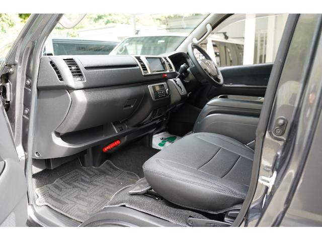 ハイエースバン ロングスーパーGL 4WD/3.000cc/ディーゼルターボ/前登録横浜/純正LEDヘッドライトユニット/2024年製バンタイヤ/サイドスライドガラス/純正盗難防止装置付/ナビ/ブルートゥース/地デジ/Bカメラ/ETC/(70枚目)