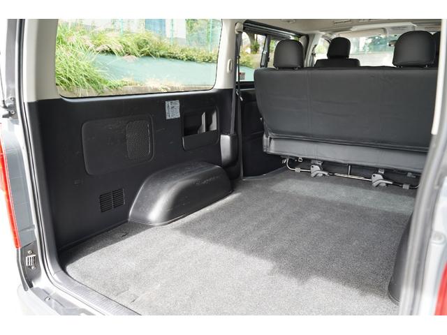 ハイエースバン ロングスーパーGL 4WD/3.000cc/ディーゼルターボ/前登録横浜/純正LEDヘッドライトユニット/2024年製バンタイヤ/サイドスライドガラス/純正盗難防止装置付/ナビ/ブルートゥース/地デジ/Bカメラ/ETC/(79枚目)