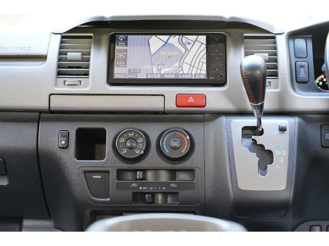 ハイエースバン ロングスーパーＧＬ　４ＷＤ／ワンオーナー／寒冷地仕様／３．０００ｃｃ／ディーゼルターボ／後席シートベルト／Ｗエアーバック／スライドガラス／１００Ｖ電源／純正キーレス／イモビライザー付／ナビ／ＴＶ／バックカメラ／ＥＴＣ／（5枚目）