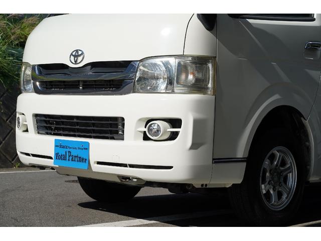 ハイエースバン ロングスーパーＧＬ　４ＷＤ／ワンオーナー／寒冷地仕様／３．０００ｃｃ／ディーゼルターボ／後席シートベルト／Ｗエアーバック／スライドガラス／１００Ｖ電源／純正キーレス／イモビライザー付／ナビ／ＴＶ／バックカメラ／ＥＴＣ／（7枚目）