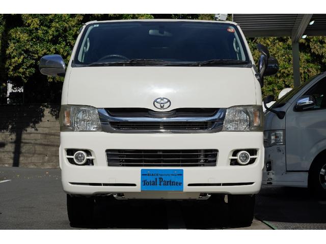 ハイエースバン ロングスーパーＧＬ　４ＷＤ／ワンオーナー／寒冷地仕様／３．０００ｃｃ／ディーゼルターボ／後席シートベルト／Ｗエアーバック／スライドガラス／１００Ｖ電源／純正キーレス／イモビライザー付／ナビ／ＴＶ／バックカメラ／ＥＴＣ／（34枚目）