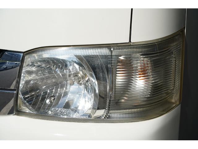 ハイエースバン ロングスーパーＧＬ　４ＷＤ／ワンオーナー／寒冷地仕様／３．０００ｃｃ／ディーゼルターボ／後席シートベルト／Ｗエアーバック／スライドガラス／１００Ｖ電源／純正キーレス／イモビライザー付／ナビ／ＴＶ／バックカメラ／ＥＴＣ／（38枚目）