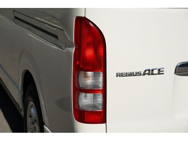 ハイエースバン ロングスーパーＧＬ　４ＷＤ／ワンオーナー／寒冷地仕様／３．０００ｃｃ／ディーゼルターボ／後席シートベルト／Ｗエアーバック／スライドガラス／１００Ｖ電源／純正キーレス／イモビライザー付／ナビ／ＴＶ／バックカメラ／ＥＴＣ／（52枚目）