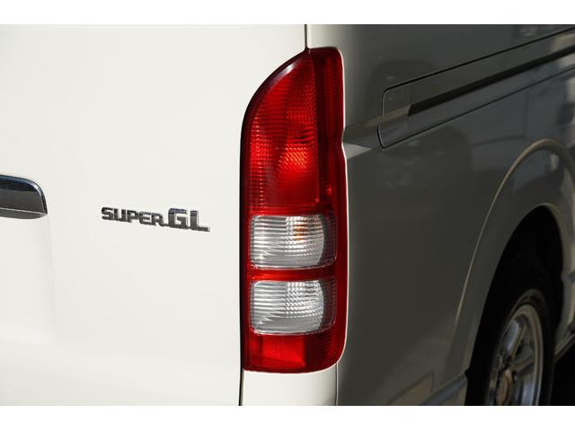 ハイエースバン ロングスーパーＧＬ　４ＷＤ／ワンオーナー／寒冷地仕様／３．０００ｃｃ／ディーゼルターボ／後席シートベルト／Ｗエアーバック／スライドガラス／１００Ｖ電源／純正キーレス／イモビライザー付／ナビ／ＴＶ／バックカメラ／ＥＴＣ／（53枚目）
