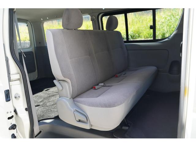 ハイエースバン ロングスーパーＧＬ　４ＷＤ／ワンオーナー／寒冷地仕様／３．０００ｃｃ／ディーゼルターボ／後席シートベルト／Ｗエアーバック／スライドガラス／１００Ｖ電源／純正キーレス／イモビライザー付／ナビ／ＴＶ／バックカメラ／ＥＴＣ／（77枚目）