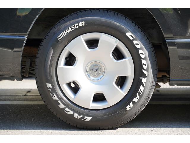 ハイエースバン スーパーGL 2.000cc/ガソリン/サイドスライドガラス/GOODYEAR製バンタイヤ/Wエアーバック/後席シートベルト/純正キーレス/純正盗難防止装置付/ナビ/バックカメラ/ETC/TV/インテリアパネル/(20枚目)