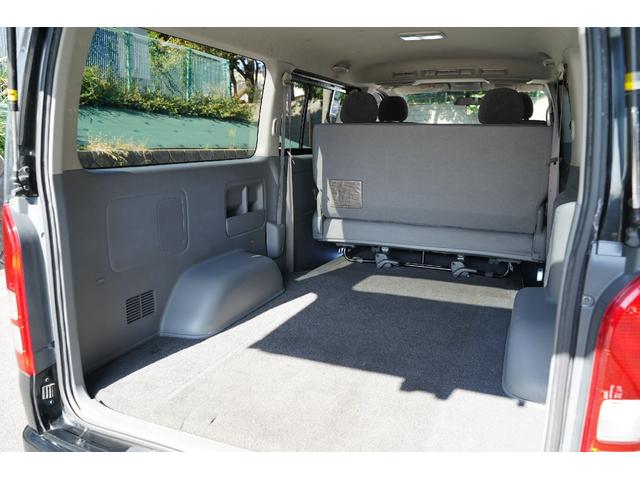 ハイエースバン スーパーGL 2.000cc/ガソリン/サイドスライドガラス/GOODYEAR製バンタイヤ/Wエアーバック/後席シートベルト/純正キーレス/純正盗難防止装置付/ナビ/バックカメラ/ETC/TV/インテリアパネル/(79枚目)