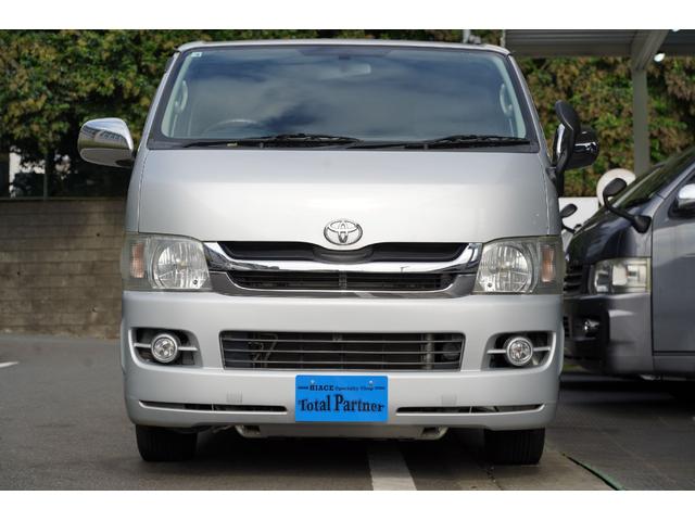 ハイエースバン ロングスーパーGL 2.000cc/ガソリン/YOKOHAMAPARADA/M-technoショックアブソーバー/2インチローダウン/Wエアーバック/純正キーレス/イモビライザー付/パナソニック製ナビ/Bカメラ/ETC/(2枚目)