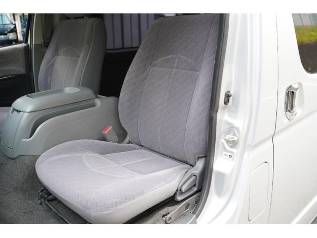 ハイエースバン ロングスーパーGL 2.000cc/ガソリン/YOKOHAMAPARADA/M-technoショックアブソーバー/2インチローダウン/Wエアーバック/純正キーレス/イモビライザー付/パナソニック製ナビ/Bカメラ/ETC/(70枚目)