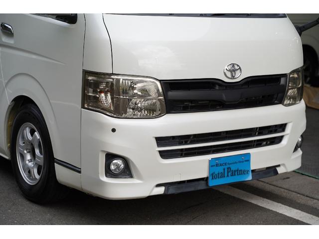 ハイエースバン ロングスーパーGL 3.000cc/ディーゼルターボ/3型/純正HIDヘッドライトユニット/純正クリアランスソナー/Wエアーバック/玄武ローダウンキット/サイドスライドガラス/キーレス/ナビ/バックカメラ/TV/ETC(29枚目)