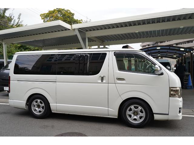 ハイエースバン ロングスーパーGL 3.000cc/ディーゼルターボ/3型/純正HIDヘッドライトユニット/純正クリアランスソナー/Wエアーバック/玄武ローダウンキット/サイドスライドガラス/キーレス/ナビ/バックカメラ/TV/ETC(38枚目)