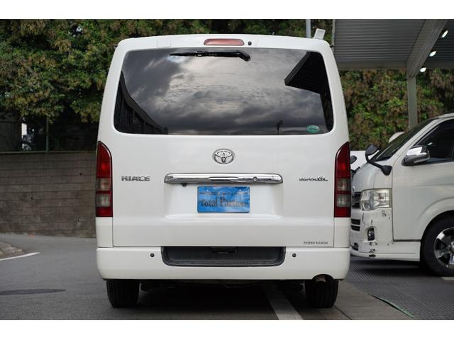 ハイエースバン ロングスーパーGL 3.000cc/ディーゼルターボ/3型/純正HIDヘッドライトユニット/純正クリアランスソナー/Wエアーバック/玄武ローダウンキット/サイドスライドガラス/キーレス/ナビ/バックカメラ/TV/ETC(45枚目)