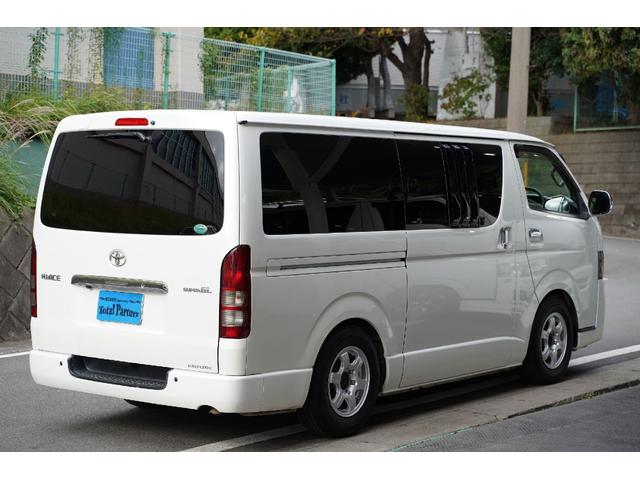 ハイエースバン ロングスーパーGL 3.000cc/ディーゼルターボ/3型/純正HIDヘッドライトユニット/純正クリアランスソナー/Wエアーバック/玄武ローダウンキット/サイドスライドガラス/キーレス/ナビ/バックカメラ/TV/ETC(50枚目)