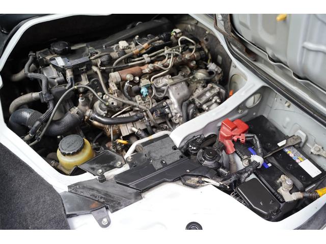 ハイエースバン ロングスーパーGL 3.000cc/ディーゼルターボ/3型/純正HIDヘッドライトユニット/純正クリアランスソナー/Wエアーバック/玄武ローダウンキット/サイドスライドガラス/キーレス/ナビ/バックカメラ/TV/ETC(53枚目)