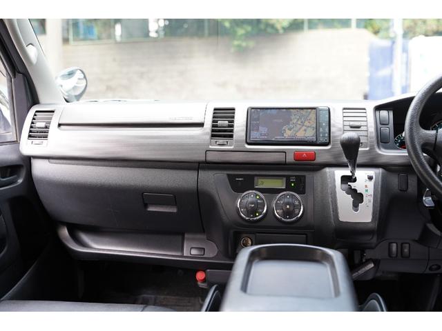 ハイエースバン ロングスーパーGL 3.000cc/ディーゼルターボ/3型/純正HIDヘッドライトユニット/純正クリアランスソナー/Wエアーバック/玄武ローダウンキット/サイドスライドガラス/キーレス/ナビ/バックカメラ/TV/ETC(59枚目)