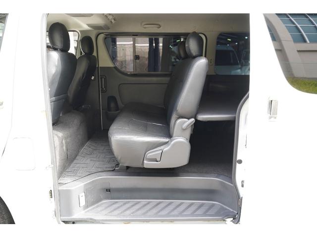 ハイエースバン ロングスーパーGL 3.000cc/ディーゼルターボ/3型/純正HIDヘッドライトユニット/純正クリアランスソナー/Wエアーバック/玄武ローダウンキット/サイドスライドガラス/キーレス/ナビ/バックカメラ/TV/ETC(69枚目)