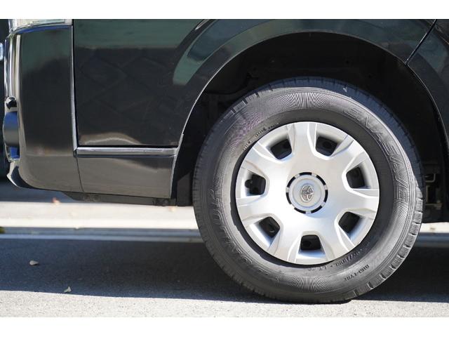 ハイエースバン スーパーＧＬ　ダークプライム　４ＷＤ／３．０００ｃｃ／ディーゼルターボ／ＬＥＤヘッドライトユニット／ダンロップ製バンタイヤ２０２３年製／コーナーセンサー／スマートキー／プッシュスタート／純正ナビ／ＮＳＺＴ－Ｗ６６Ｔ／ブルートゥース（23枚目）