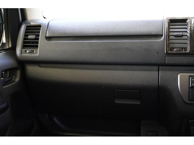 ハイエースバン スーパーＧＬ　ダークプライム　４ＷＤ／３．０００ｃｃ／ディーゼルターボ／ＬＥＤヘッドライトユニット／ダンロップ製バンタイヤ２０２３年製／コーナーセンサー／スマートキー／プッシュスタート／純正ナビ／ＮＳＺＴ－Ｗ６６Ｔ／ブルートゥース（67枚目）