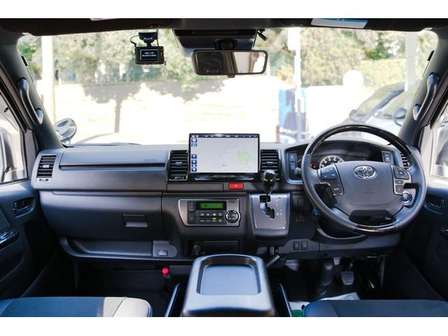 ハイエースバン スーパーGL ダークプライムII 7型/2.800cc/4WD/ワンオーナー/寒冷地仕様/前登録東京管轄/TSS/LDA/PKSB/TRDエアロ/パノラミックビュー/両側電動ドア/デジタルインナーミラー/パナソニック10インチナビ/(4枚目)