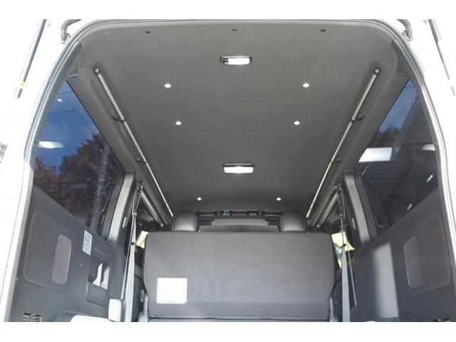 ハイエースバン スーパーGL ダークプライムII 7型/2.800cc/4WD/ワンオーナー/寒冷地仕様/前登録東京管轄/TSS/LDA/PKSB/TRDエアロ/パノラミックビュー/両側電動ドア/デジタルインナーミラー/パナソニック10インチナビ/(12枚目)