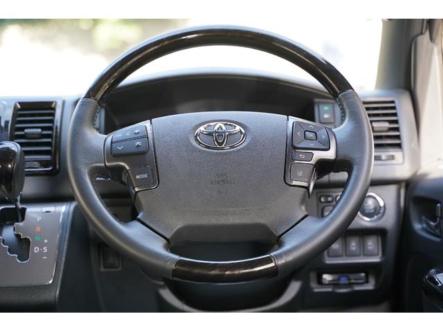 ハイエースバン スーパーGL ダークプライムII 7型/2.800cc/4WD/ワンオーナー/寒冷地仕様/前登録東京管轄/TSS/LDA/PKSB/TRDエアロ/パノラミックビュー/両側電動ドア/デジタルインナーミラー/パナソニック10インチナビ/(15枚目)
