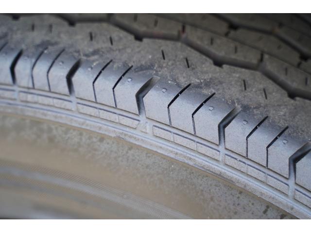 ハイエースバン スーパーGL ダークプライムII 7型/2.800cc/4WD/ワンオーナー/寒冷地仕様/前登録東京管轄/TSS/LDA/PKSB/TRDエアロ/パノラミックビュー/両側電動ドア/デジタルインナーミラー/パナソニック10インチナビ/(30枚目)