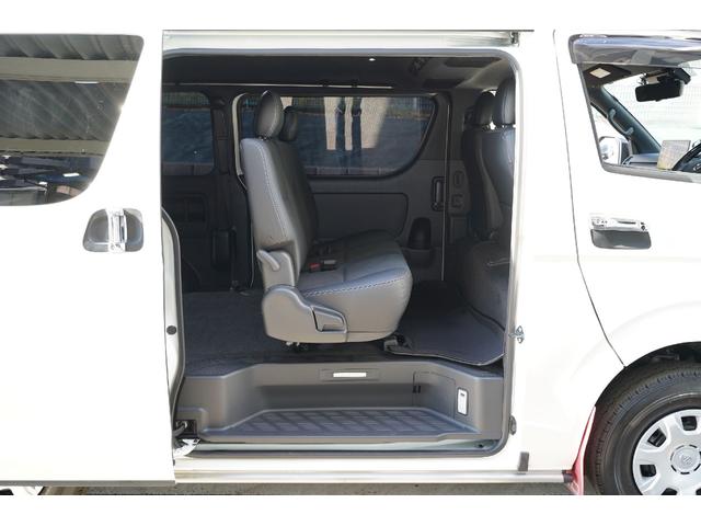 ハイエースバン スーパーGL ダークプライムII 7型/2.800cc/4WD/ワンオーナー/寒冷地仕様/前登録東京管轄/TSS/LDA/PKSB/TRDエアロ/パノラミックビュー/両側電動ドア/デジタルインナーミラー/パナソニック10インチナビ/(74枚目)