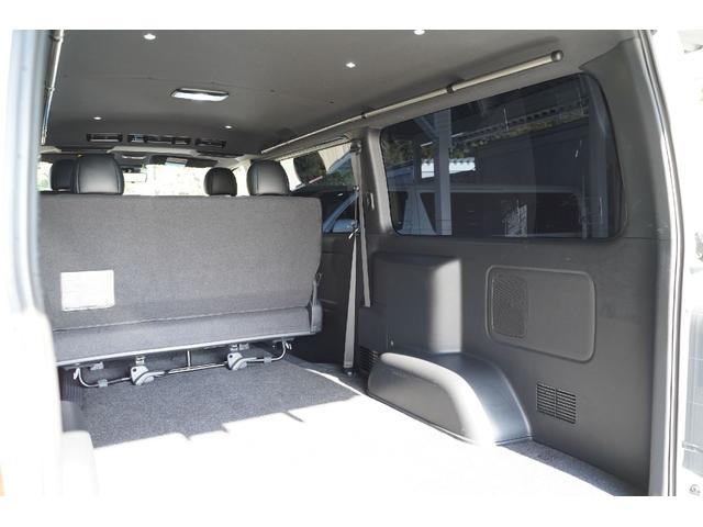ハイエースバン スーパーGL ダークプライムII 7型/2.800cc/4WD/ワンオーナー/寒冷地仕様/前登録東京管轄/TSS/LDA/PKSB/TRDエアロ/パノラミックビュー/両側電動ドア/デジタルインナーミラー/パナソニック10インチナビ/(80枚目)