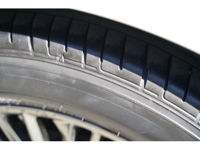 ハイエースバン スーパーＧＬ　ダークプライムＩＩ　４ＷＤ／寒冷地仕様／６型／２．８００ｃｃ／ディーゼルターボ／バレンティーＬＥＤテール／ＷＡＬＤ製１７インチＡＷ／アベスト製ウィンカードアミラー／アルパインビックＸナビ／Ｗエアーバック／スマートキー／（30枚目）