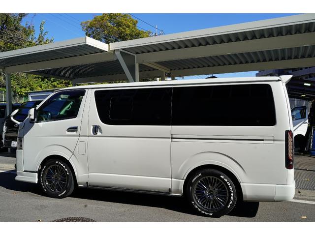 ハイエースバン スーパーＧＬ　ダークプライムＩＩ　４ＷＤ／寒冷地仕様／６型／２．８００ｃｃ／ディーゼルターボ／バレンティーＬＥＤテール／ＷＡＬＤ製１７インチＡＷ／アベスト製ウィンカードアミラー／アルパインビックＸナビ／Ｗエアーバック／スマートキー／（44枚目）