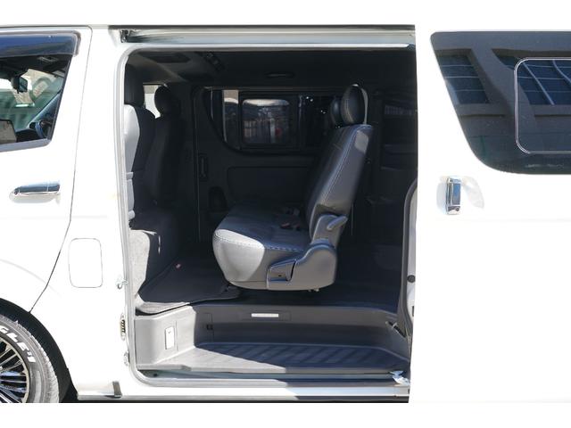ハイエースバン スーパーＧＬ　ダークプライムＩＩ　４ＷＤ／寒冷地仕様／６型／２．８００ｃｃ／ディーゼルターボ／バレンティーＬＥＤテール／ＷＡＬＤ製１７インチＡＷ／アベスト製ウィンカードアミラー／アルパインビックＸナビ／Ｗエアーバック／スマートキー／（74枚目）