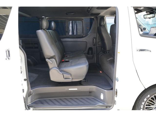 ハイエースバン スーパーＧＬ　ダークプライムＩＩ　４ＷＤ／寒冷地仕様／６型／２．８００ｃｃ／ディーゼルターボ／バレンティーＬＥＤテール／ＷＡＬＤ製１７インチＡＷ／アベスト製ウィンカードアミラー／アルパインビックＸナビ／Ｗエアーバック／スマートキー／（77枚目）