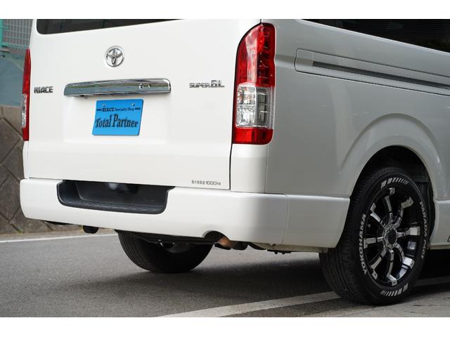 ハイエースバン ロングスーパーＧＬ　ガソリン／２．０００ｃｃ／６速ＡＴ／記録簿有／両側電動スライドドア／スマートキー／プッシュスタート／Ｗエアーバック／ナビ／Ｂカメラ／１７インチＡＷ／ＹＯＫＯＨＡＭＡタイア／２０２３年製／ブルトゥース／（8枚目）