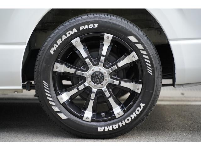 ハイエースバン ロングスーパーＧＬ　ガソリン／２．０００ｃｃ／６速ＡＴ／記録簿有／両側電動スライドドア／スマートキー／プッシュスタート／Ｗエアーバック／ナビ／Ｂカメラ／１７インチＡＷ／ＹＯＫＯＨＡＭＡタイア／２０２３年製／ブルトゥース／（22枚目）