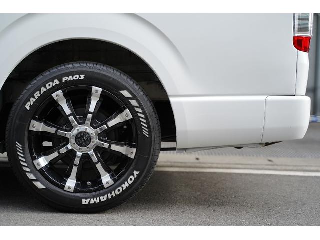ハイエースバン ロングスーパーＧＬ　ガソリン／２．０００ｃｃ／６速ＡＴ／記録簿有／両側電動スライドドア／スマートキー／プッシュスタート／Ｗエアーバック／ナビ／Ｂカメラ／１７インチＡＷ／ＹＯＫＯＨＡＭＡタイア／２０２３年製／ブルトゥース／（24枚目）