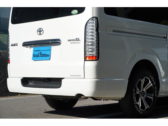 ハイエースバン ロングスーパーＧＬプライムセレ　４ＷＤ／３．０００ｃｃ／ディーゼルターボ／Ｗエアーバック／ＥＳＳＥＸコンフォートシャックル／純正ＨＩＤヘッドライト／ＬＥＤフォグランプ／サイドスライドガラス／バレンティＬＥＤテール／ナビ／Ｂカメラ／（8枚目）
