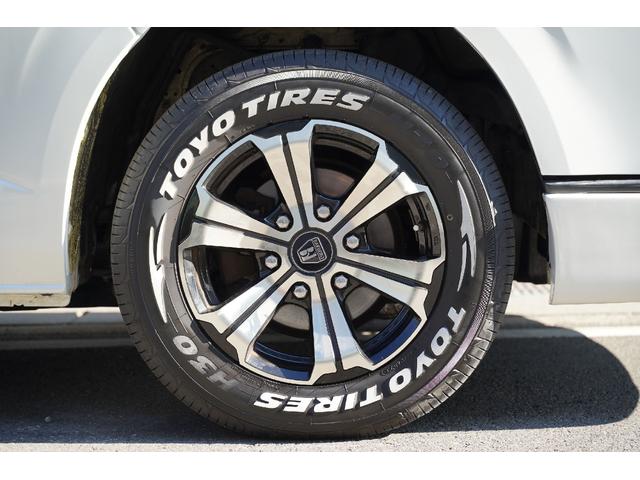 ハイエースバン ロングスーパーＧＬプライムセレ　４ＷＤ／３．０００ｃｃ／ディーゼルターボ／Ｗエアーバック／ＥＳＳＥＸコンフォートシャックル／純正ＨＩＤヘッドライト／ＬＥＤフォグランプ／サイドスライドガラス／バレンティＬＥＤテール／ナビ／Ｂカメラ／（19枚目）