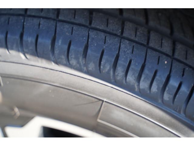 ハイエースバン ロングスーパーＧＬプライムセレ　４ＷＤ／３．０００ｃｃ／ディーゼルターボ／Ｗエアーバック／ＥＳＳＥＸコンフォートシャックル／純正ＨＩＤヘッドライト／ＬＥＤフォグランプ／サイドスライドガラス／バレンティＬＥＤテール／ナビ／Ｂカメラ／（30枚目）