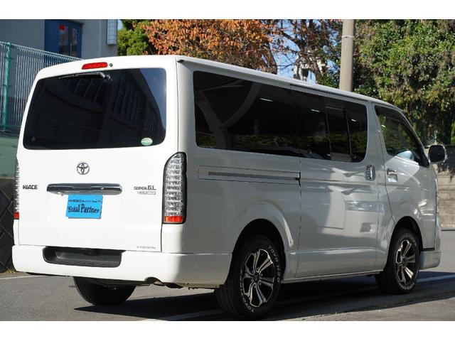 ハイエースバン ロングスーパーＧＬプライムセレ　４ＷＤ／３．０００ｃｃ／ディーゼルターボ／Ｗエアーバック／ＥＳＳＥＸコンフォートシャックル／純正ＨＩＤヘッドライト／ＬＥＤフォグランプ／サイドスライドガラス／バレンティＬＥＤテール／ナビ／Ｂカメラ／（55枚目）