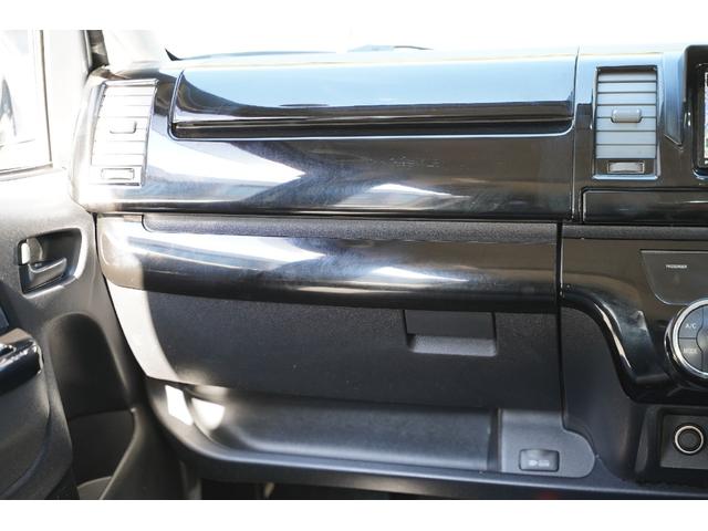 ハイエースバン ロングスーパーＧＬプライムセレ　４ＷＤ／３．０００ｃｃ／ディーゼルターボ／Ｗエアーバック／ＥＳＳＥＸコンフォートシャックル／純正ＨＩＤヘッドライト／ＬＥＤフォグランプ／サイドスライドガラス／バレンティＬＥＤテール／ナビ／Ｂカメラ／（66枚目）