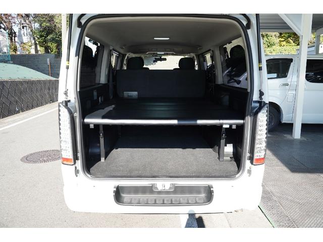 ハイエースバン ロングスーパーＧＬプライムセレ　４ＷＤ／３．０００ｃｃ／ディーゼルターボ／Ｗエアーバック／ＥＳＳＥＸコンフォートシャックル／純正ＨＩＤヘッドライト／ＬＥＤフォグランプ／サイドスライドガラス／バレンティＬＥＤテール／ナビ／Ｂカメラ／（78枚目）