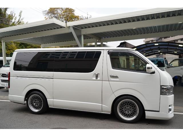 ハイエースバン ロングスーパーＧＬ　３．０００ｃｃ／ディーゼルターボ／ワンオーナー／バットフェイス／玄武ショック／ＥＳＳＥＸ１８インチＡＷ／ＴＯＹＯバンタイヤ／スマートキー／ＬＥＤテールライト／ナビ／ブルートゥース／Ｂカメラ／クルコン／（44枚目）