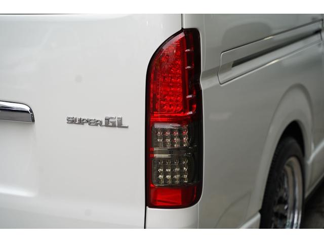 ハイエースバン ロングスーパーＧＬ　３．０００ｃｃ／ディーゼルターボ／ワンオーナー／バットフェイス／玄武ショック／ＥＳＳＥＸ１８インチＡＷ／ＴＯＹＯバンタイヤ／スマートキー／ＬＥＤテールライト／ナビ／ブルートゥース／Ｂカメラ／クルコン／（52枚目）