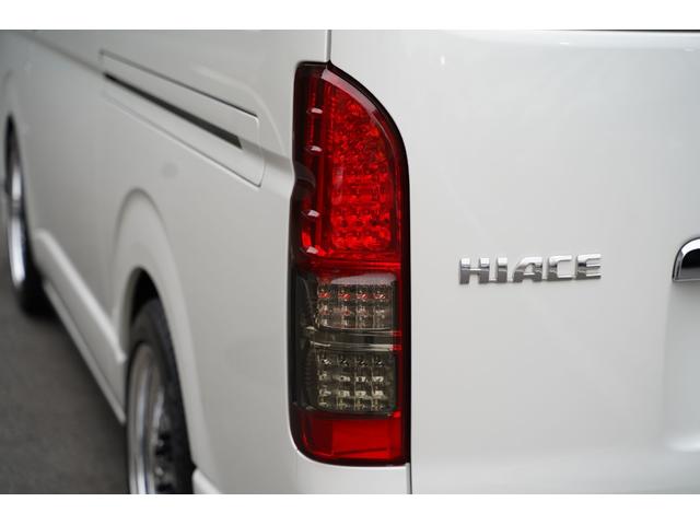 ハイエースバン ロングスーパーＧＬ　３．０００ｃｃ／ディーゼルターボ／ワンオーナー／バットフェイス／玄武ショック／ＥＳＳＥＸ１８インチＡＷ／ＴＯＹＯバンタイヤ／スマートキー／ＬＥＤテールライト／ナビ／ブルートゥース／Ｂカメラ／クルコン／（53枚目）