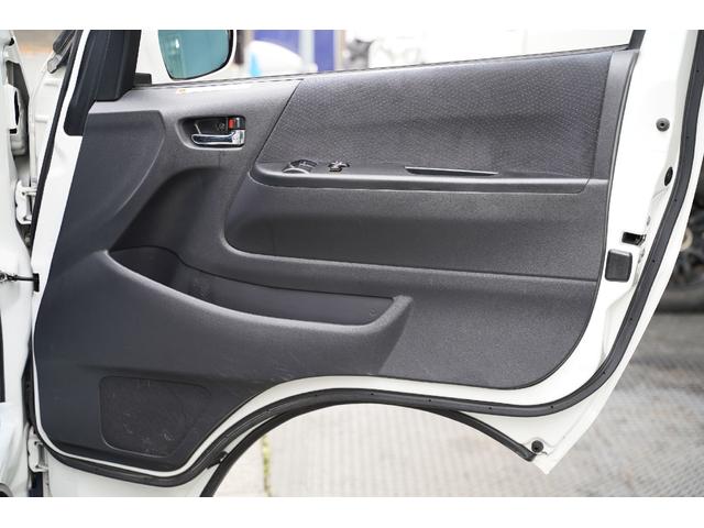 ハイエースバン ロングスーパーＧＬ　３．０００ｃｃ／ディーゼルターボ／ワンオーナー／バットフェイス／玄武ショック／ＥＳＳＥＸ１８インチＡＷ／ＴＯＹＯバンタイヤ／スマートキー／ＬＥＤテールライト／ナビ／ブルートゥース／Ｂカメラ／クルコン／（59枚目）