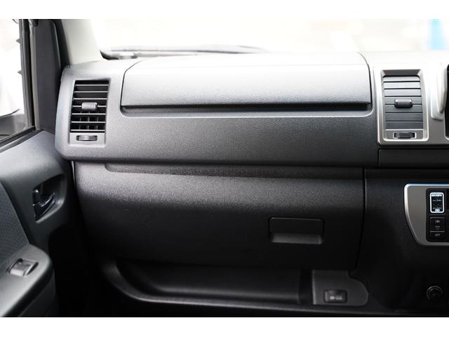 ハイエースバン ロングスーパーＧＬ　３．０００ｃｃ／ディーゼルターボ／ワンオーナー／バットフェイス／玄武ショック／ＥＳＳＥＸ１８インチＡＷ／ＴＯＹＯバンタイヤ／スマートキー／ＬＥＤテールライト／ナビ／ブルートゥース／Ｂカメラ／クルコン／（66枚目）